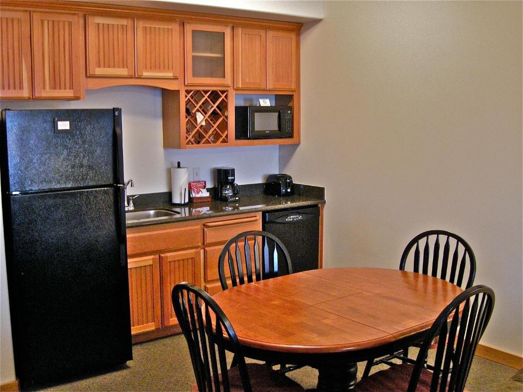 Lodge At Sandpoint Room photo